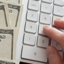 How much do insurance agents make?