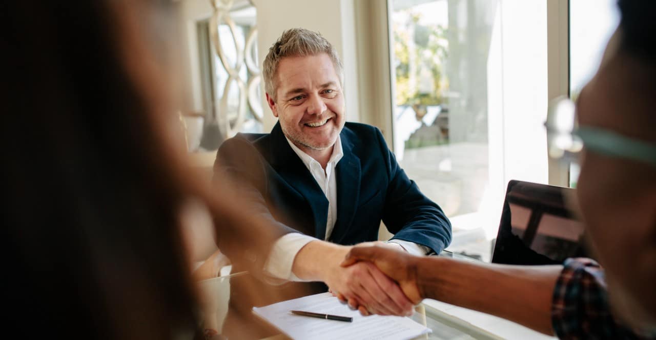 What is an insurance agent?