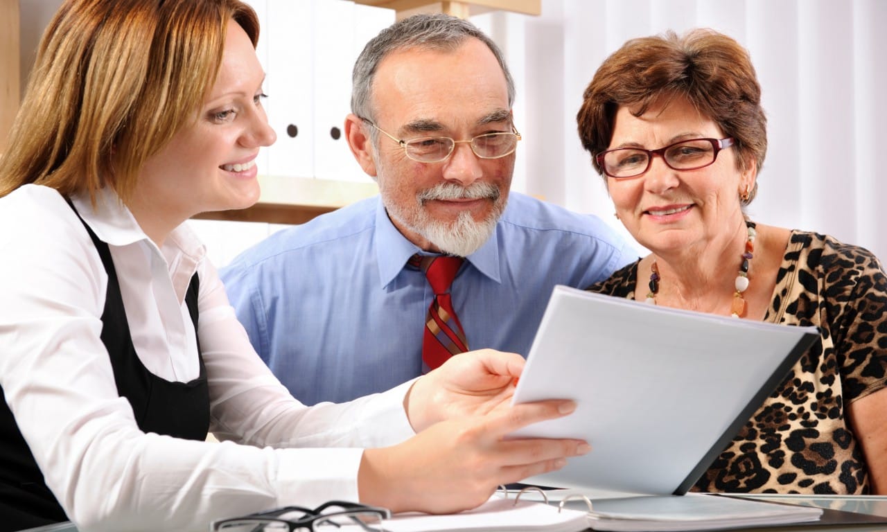 What is an insurance broker?